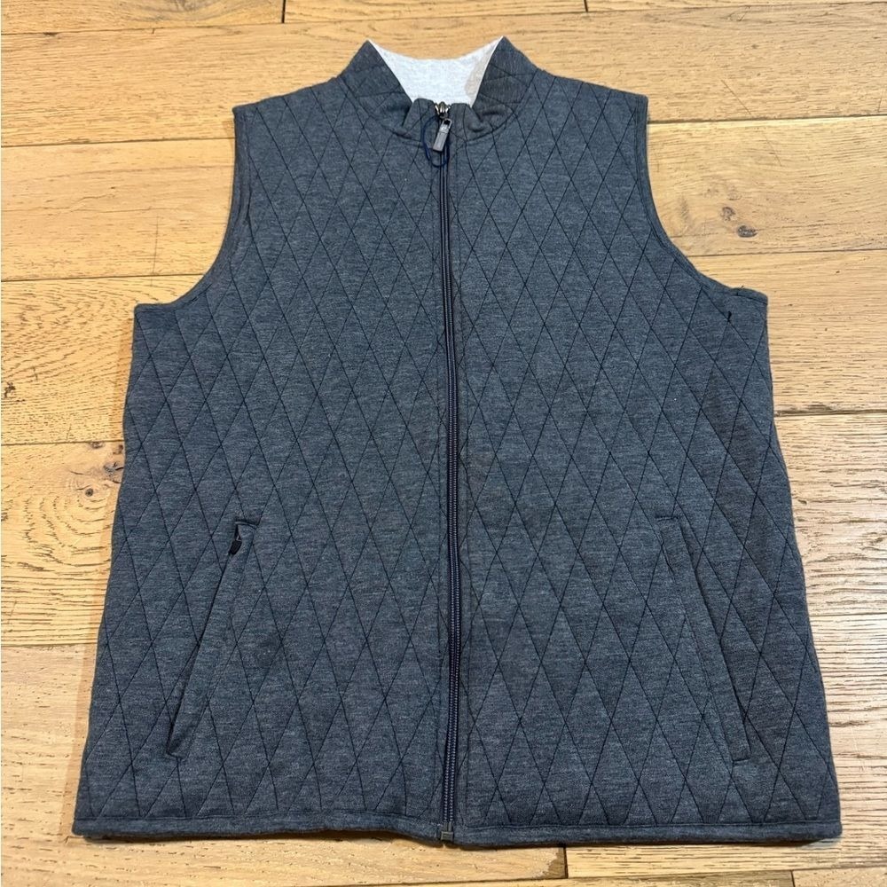 Mizzen+Main Small Charcoal Gray Diamond Quilted Full Zip Vest (1073)